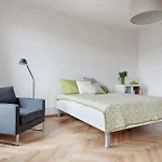 Am Pavillon Bed & Kitchen