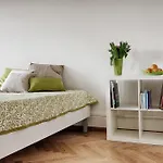 Alojamento de Acomodação e Pequeno-almoço Am Pavillon Bed & Kitchen 3*