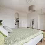 Am Pavillon, Bed&kitchen 3* Bern