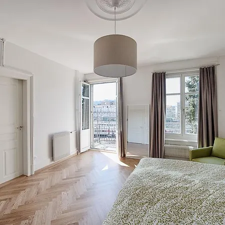 Am Pavillon, Bed&kitchen Bern